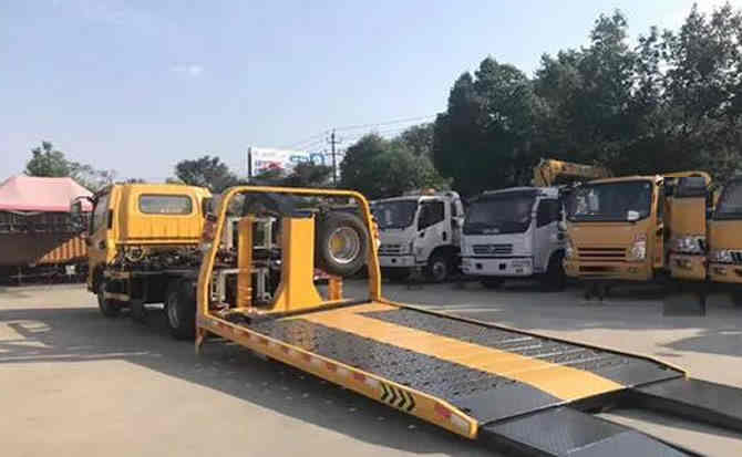 上犹汽车中途维修案例